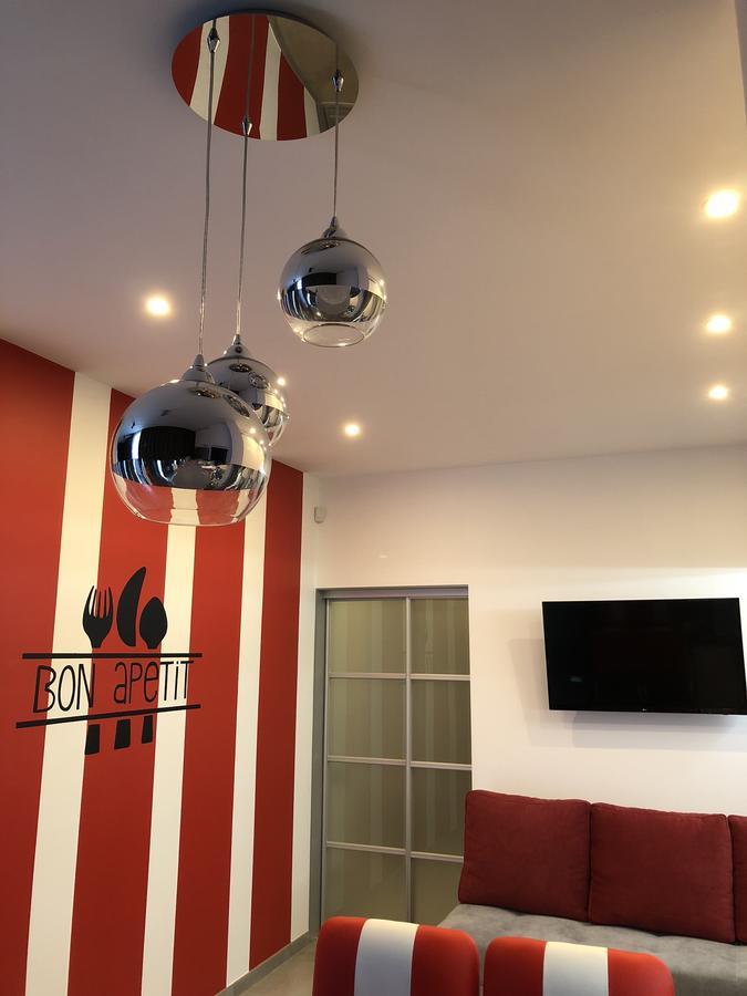 Bon Apetit Apartament Lviv Kültér fotó